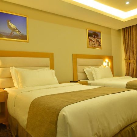 Muscat Plaza Hotel Extérieur photo