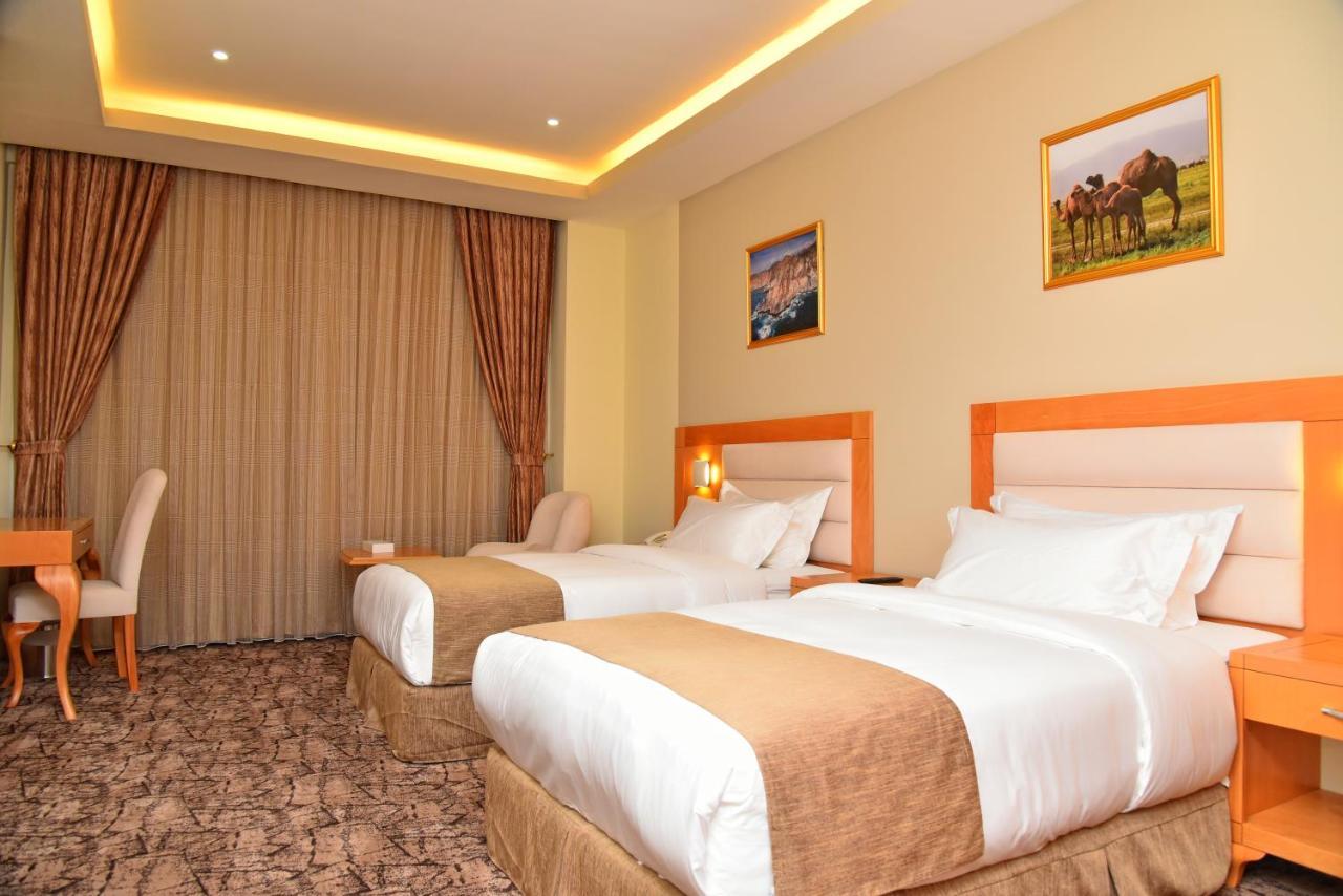 Muscat Plaza Hotel Extérieur photo