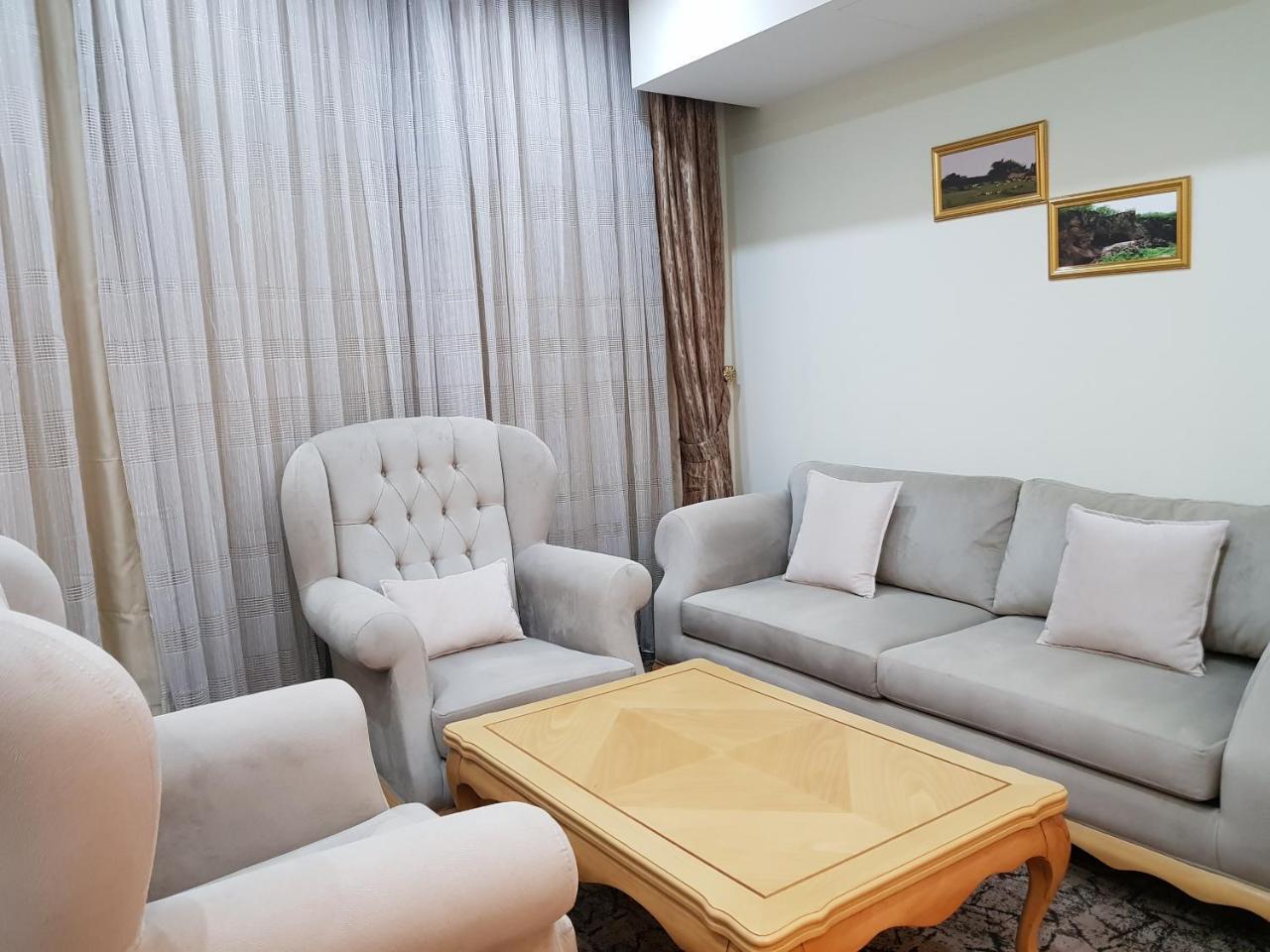 Muscat Plaza Hotel Extérieur photo
