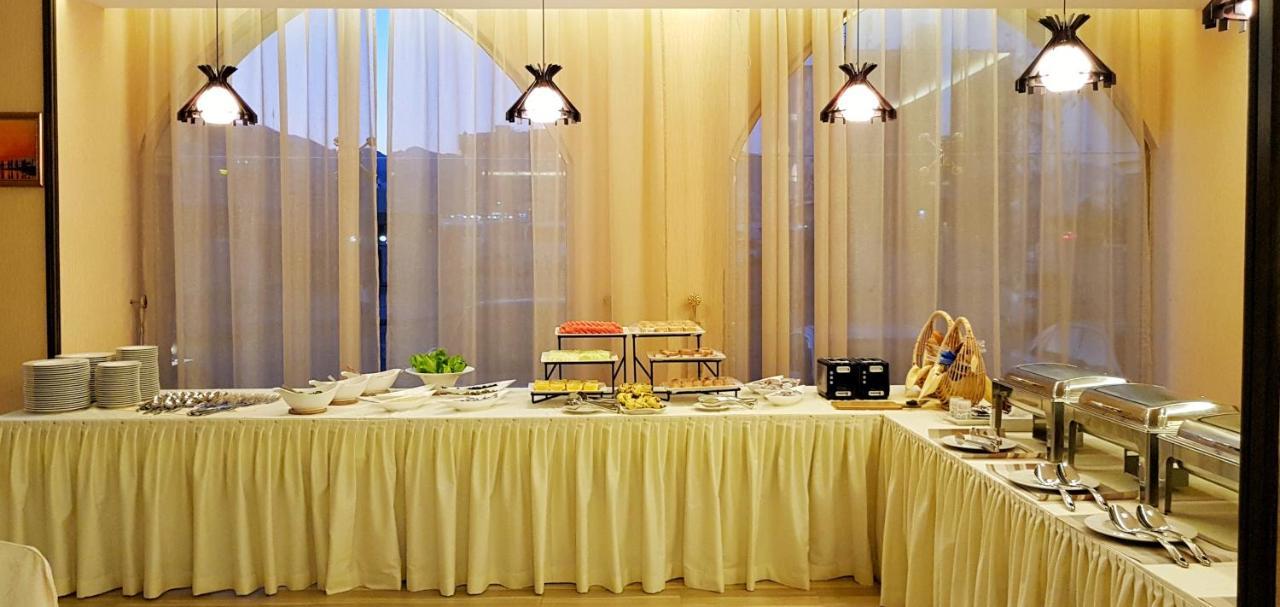Muscat Plaza Hotel Extérieur photo